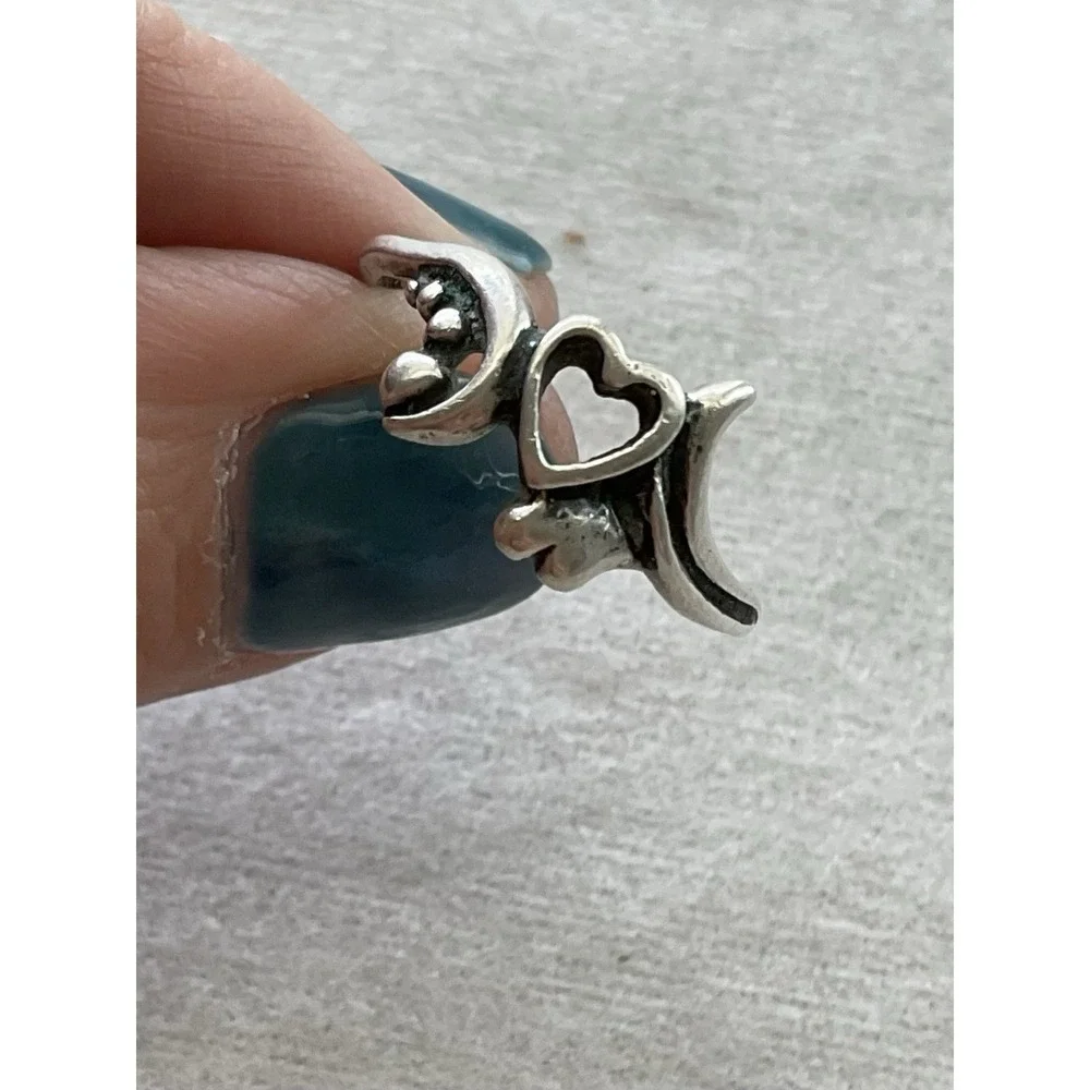 Vintage 925 Sterling Silver Heart With Wings Ring Size 8.25 Estate Jewelry